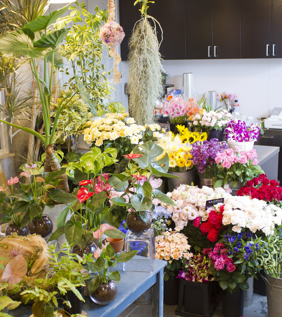 金沢八景 金沢区六浦 の花屋 花松 Hanamatsu いつでも新鮮な生花を提供するよう心がけております